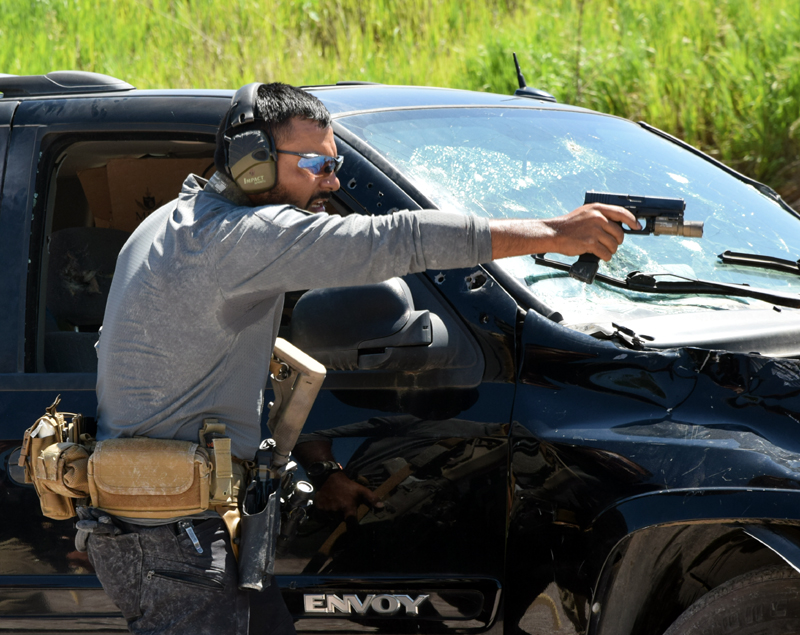 Velocity_Systems_Boss_Rugby_Review_Freddy_Osuna_Petty_VCQB_88_Tactical_Breach_Bang_Clear_Firelance_Media-4
