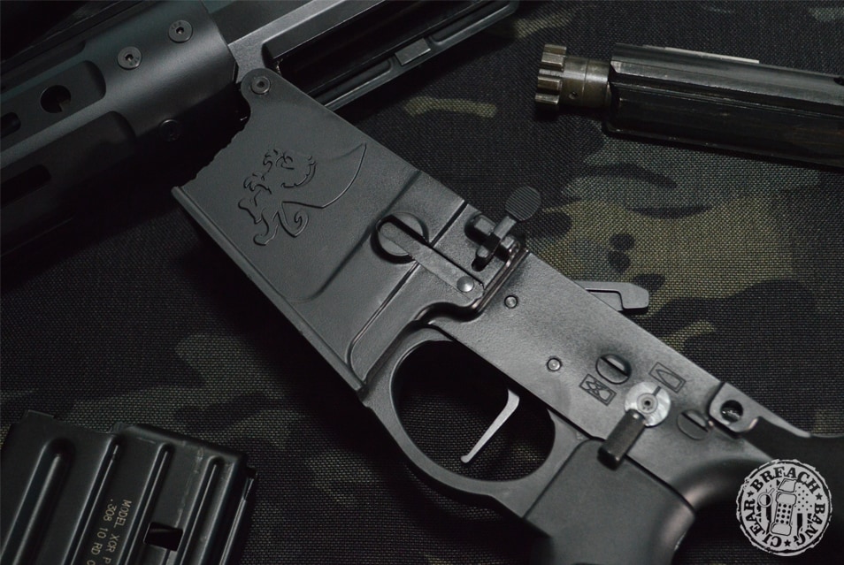 BCL 102 review - with the upper and lower broken apart. 