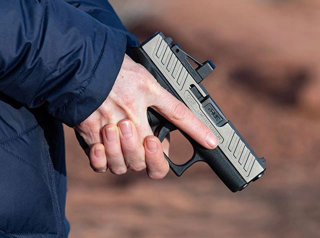 Shield red dot mounted up for use.