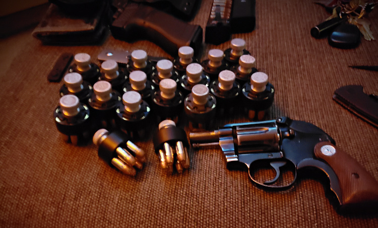 You can never have enough speedloaders. HKS #10s work fine with the Colt Agent.