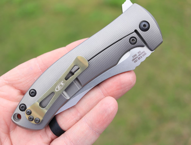 ZT 0920 folding knife closed, in hand.