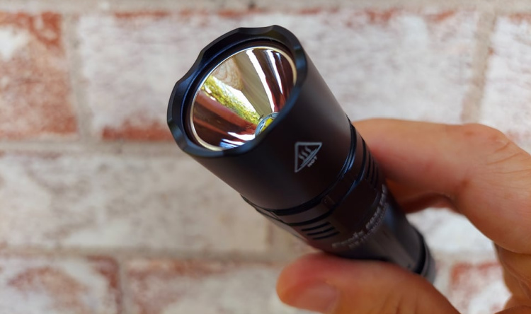 Fenix PD36 bezel