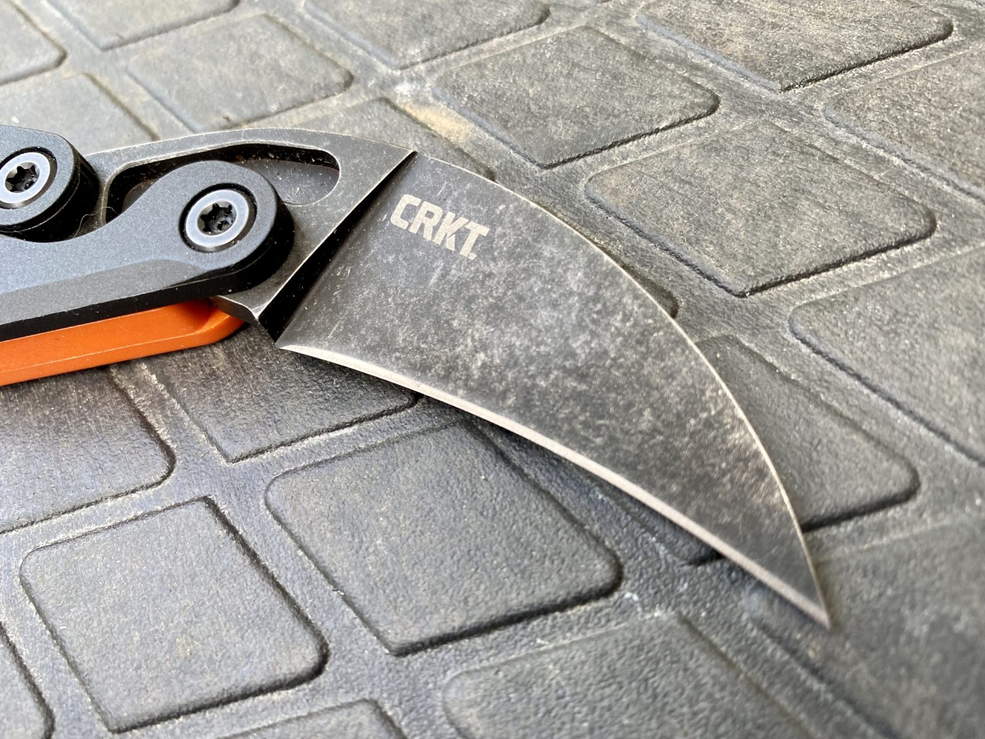 The CRKT Hawkbill blade shape