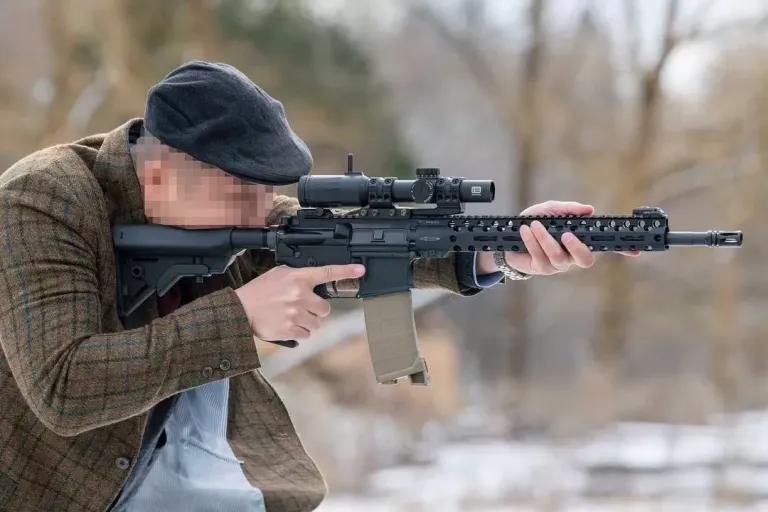 SOPMOD stock in use in lieu of rifle cheek pad.