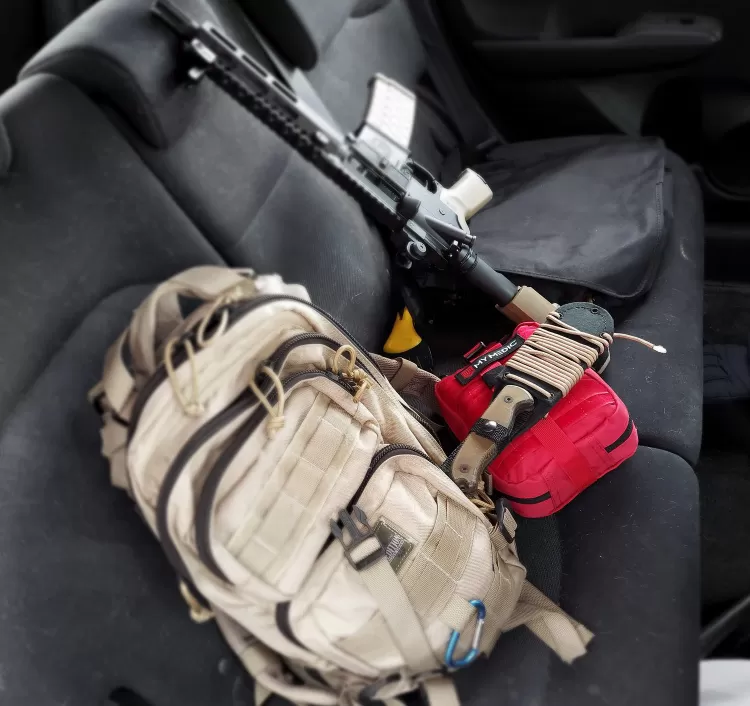 Vehicle survival kit