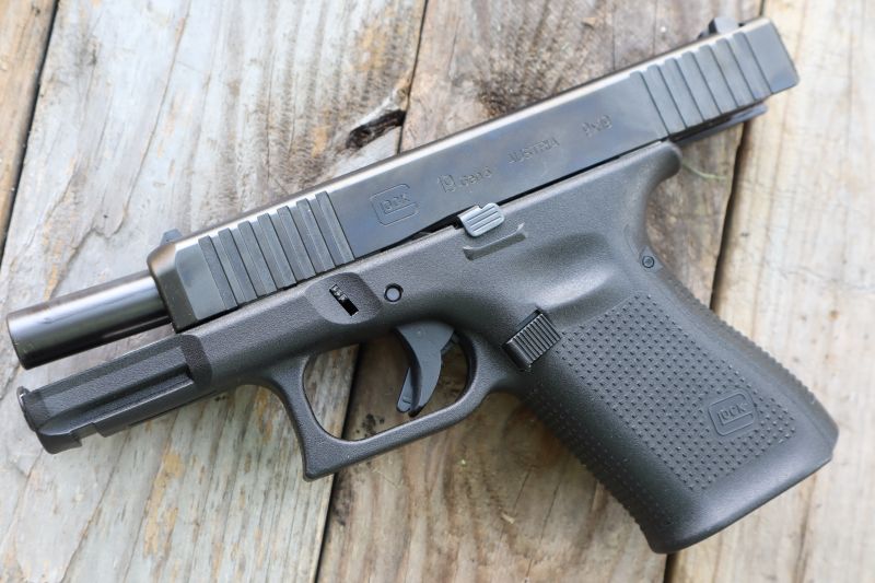 glock 19 pistol with slide to the rear
