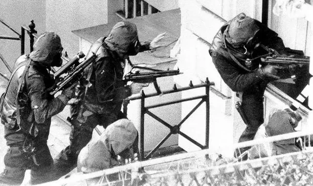1980s new photo of British SAS soldiers entering the Iranian embassy.